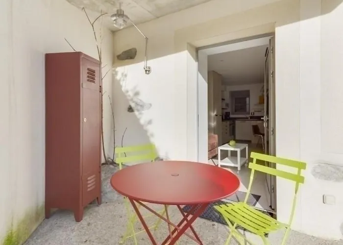 דירה Centre-ville Avec Terrasse, Parking, Proche Telecabine Et Commodites - Fr-1-401-175 *